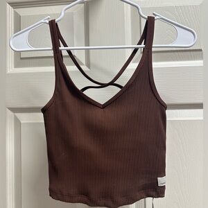 NWOT Vuori Ribbed Criss Cross Tank